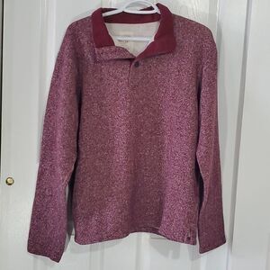 Fossil sweater